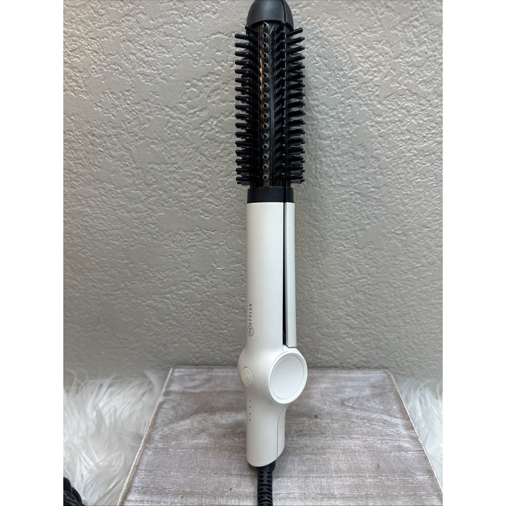 $24 🌙 Instyler Freestyle Max 1" Heated Round Brush with Flat Iron